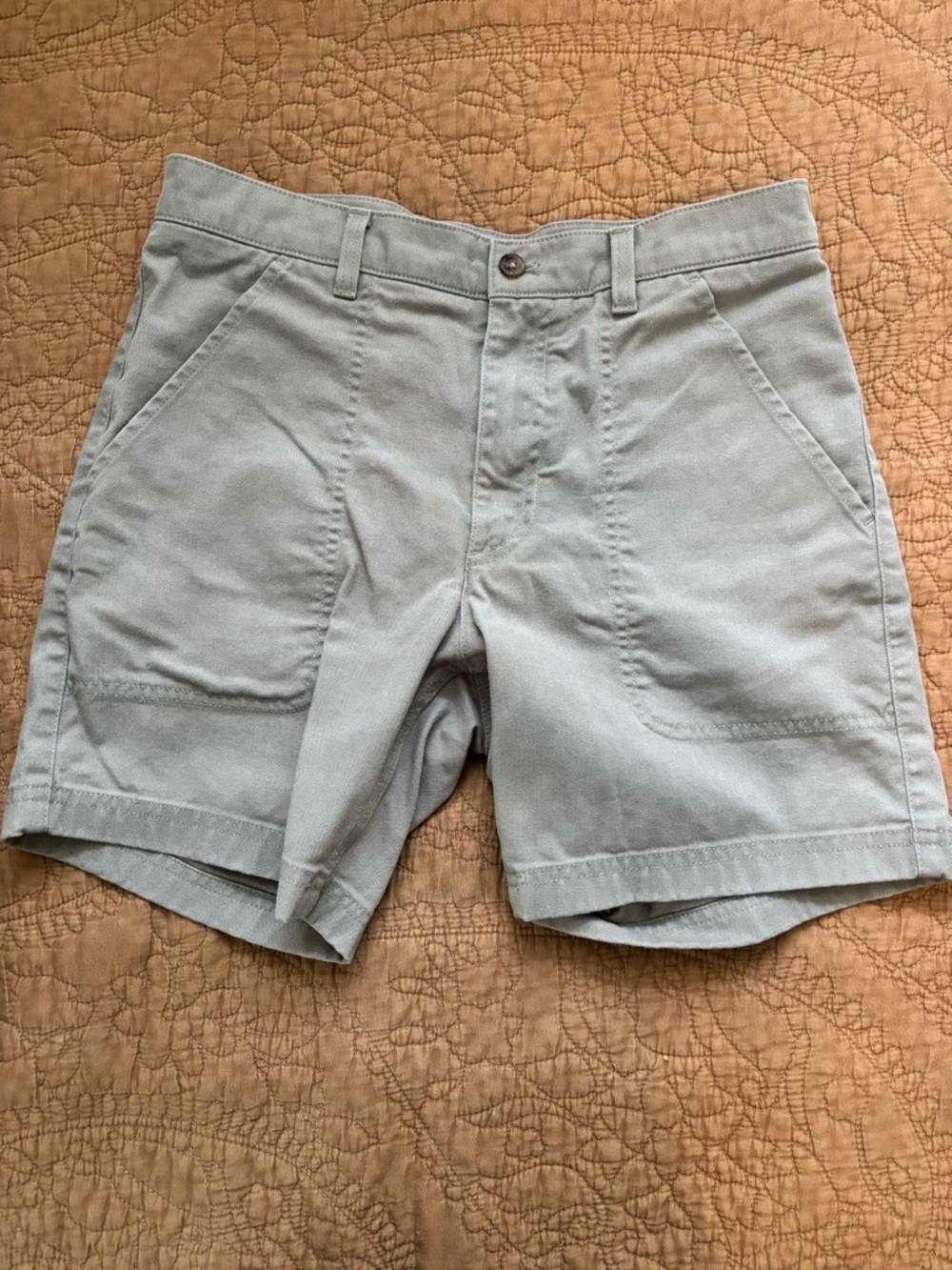 Duck Head Men's Light Gray Flat Front Shorts